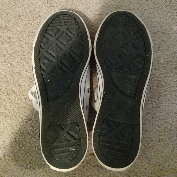 Cream Converse - Picture 2 of 4